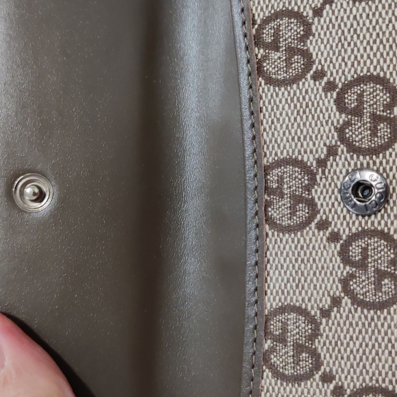 Vintage Gucci Long Wallet - Picture 10 of 11
